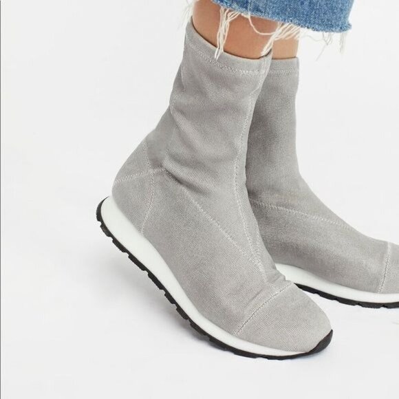 Free People Astral Sneaker Boot Mid-Calf Gray Size 36 Womens Knit Fabric Rubber - Picture 2 of 10